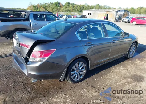 2011 Honda Accord 2.4 Ex-L z USA, uszkodzony, nr VIN 1HGCP2F87BA105568